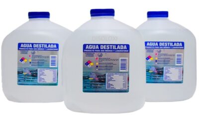 agua destilada